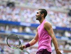 九游娱乐-德约科维奇官方宣布大比分获胜新规，加拿大队引发争议！赛场气氛高涨(德约科维奇最新消息今天)