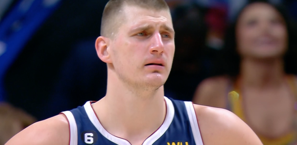 九游娱乐-詹姆斯遭遇十二连败，DWG教练面临压力！的简单介绍