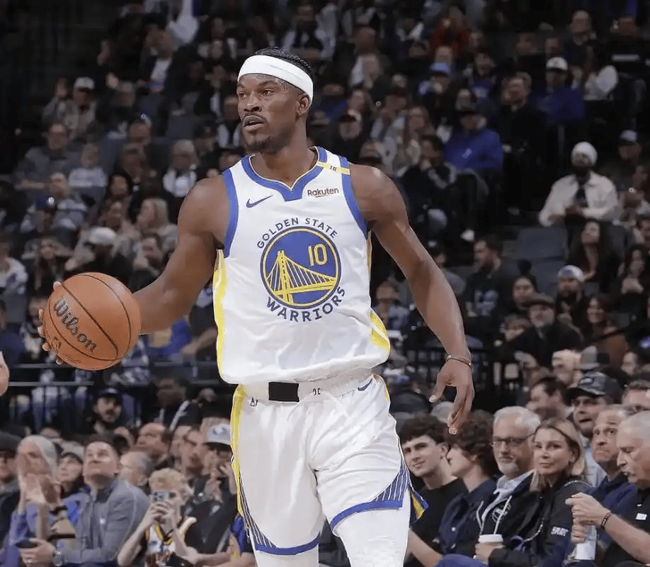 九游娱乐-包含巴特勒在TL比赛中突破纪录,回归赛场引发热议!的词条